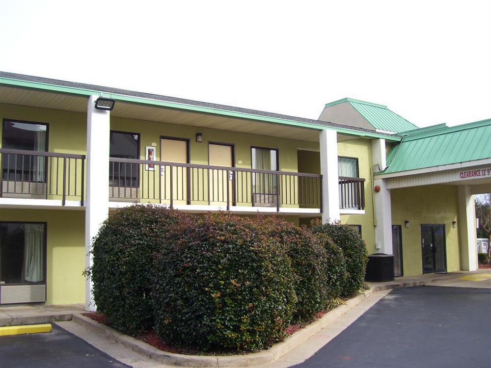 Quality Inn Commerce At I-85 Exterior photo